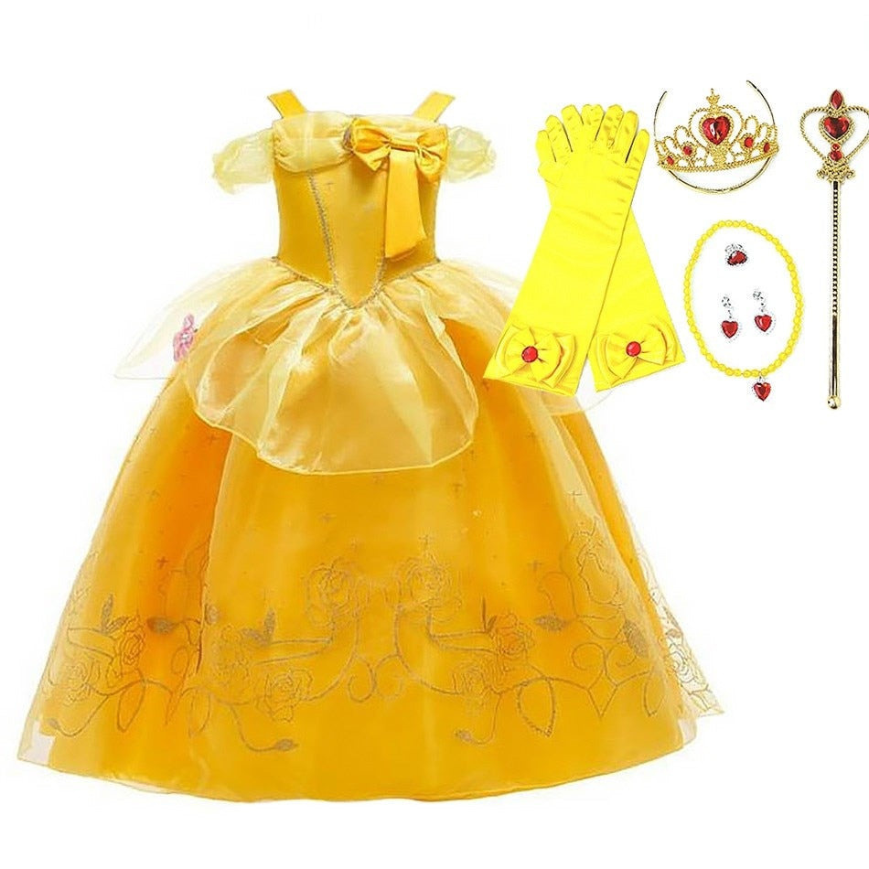 Vestir-se como personagem Vestir como Bela Vestimenta elegante Vestido de princesa Universo encantado Traje autêntico Sonhos realizados Sonho de princesa Realeza infantil Princesa da Disney Princesa clássica Moda infantil Magia dos contos de fadas Festa a fantasia
