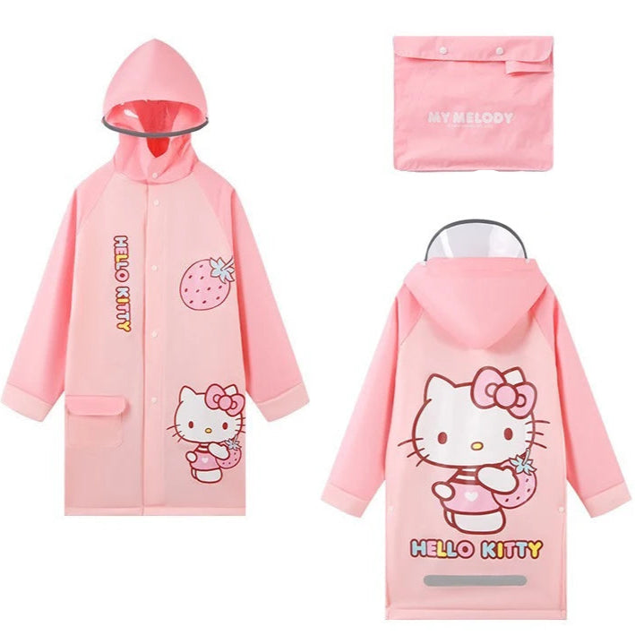 Close do capuz ajustável da capa de chuva infantil com estampa da Hello Kitty. Perfeito para proteger o rosto e o cabelo das crianças em dias de chuva, garantindo conforto e muito charme.